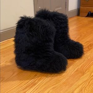 *Rare* ORIGINAL UGG FLUFF MOMMA